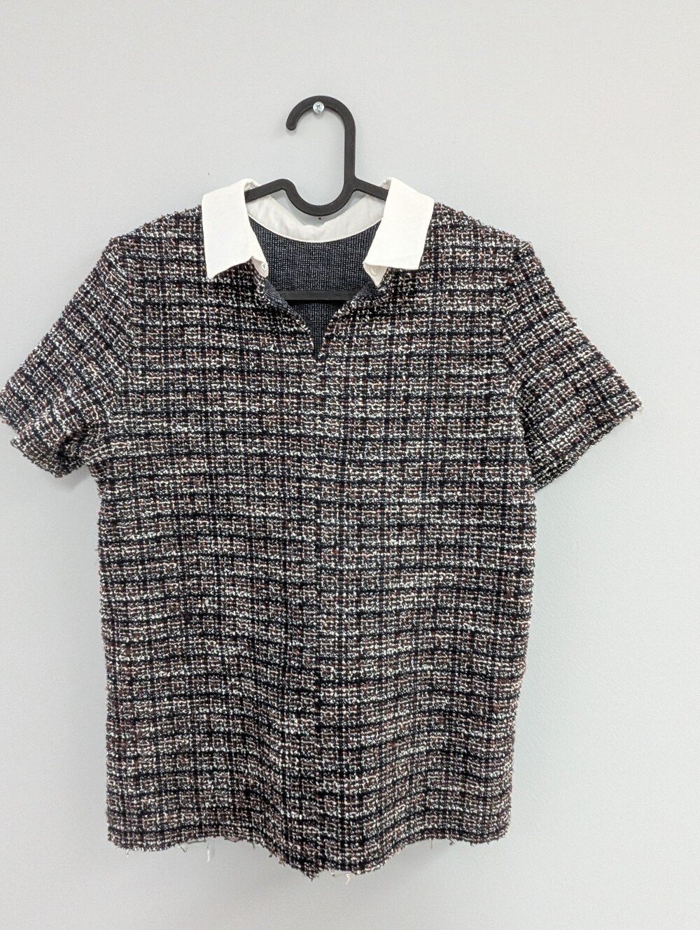 Zara Short-Sleeve Tweed Polo Shirt with White Collar